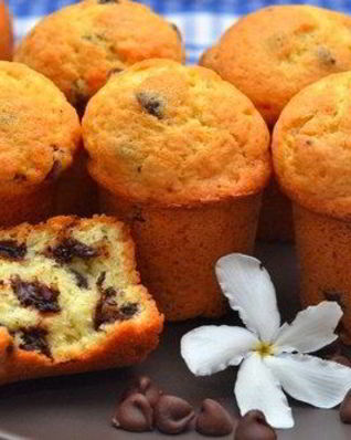 Ванильные маффины с шоколадными чипсами