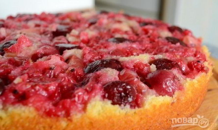 Рецепт манника с вишней и смородиной