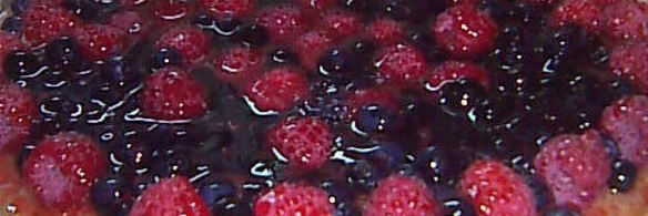 манник с ягодами