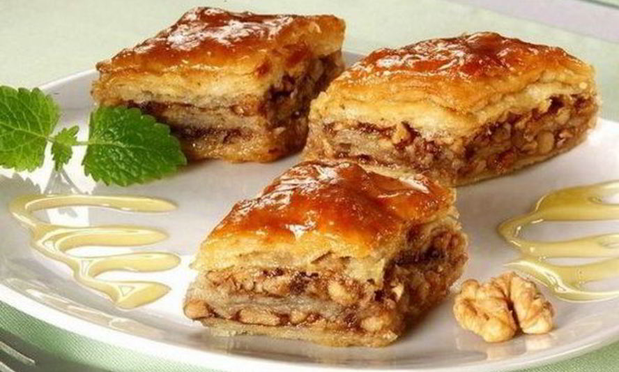 Рецепт медовой пахлавы с грецкими орехами и миндалем