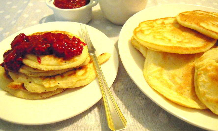 Рецепт быстрых оладий на кефире