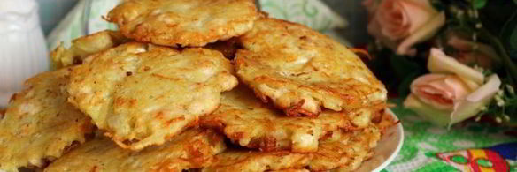 картофельные оладьи с курицей и луком