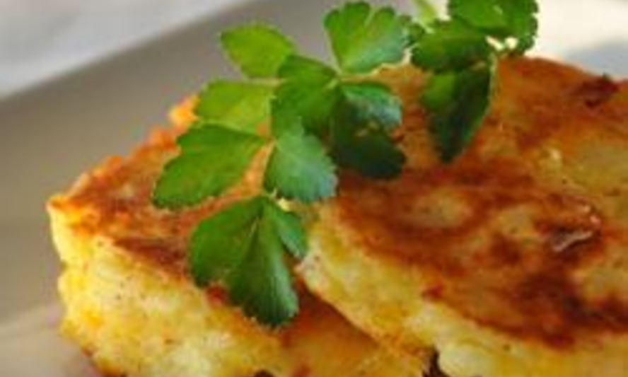 Рецепт картофельных оладий с сыром