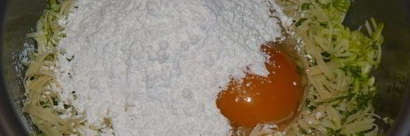 хрустящие кабачковые оладьи