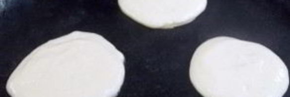 оладьи из муки и манки