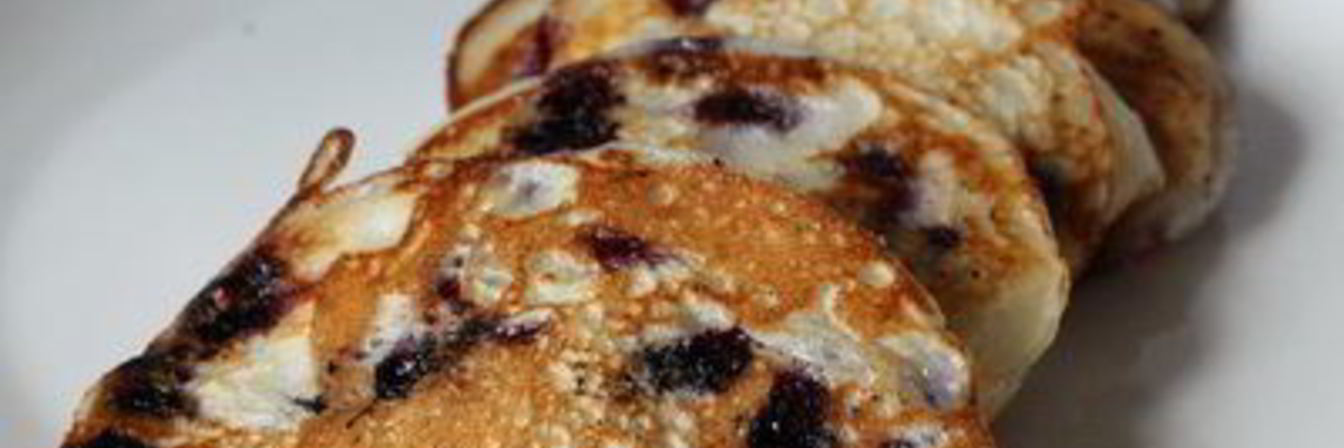 Оладьи с черникой