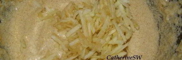 овсяное печенье с яблочным пюре и изюмом