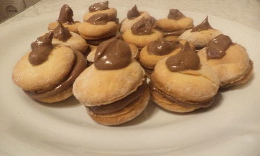 Рецепт печенья с шоколадным кремом