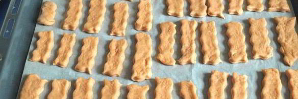 постное томатное печенье