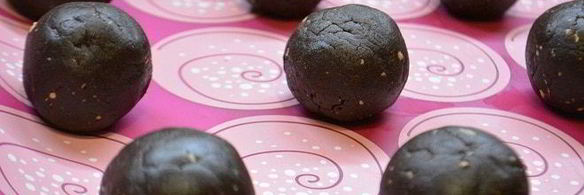 шоколадно-ореховое печенье с сюрпризом