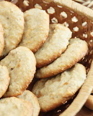 Творожно-овсяное печенье с фисташками