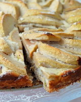 Диетический яблочный пирог с овсянкой и йогуртом