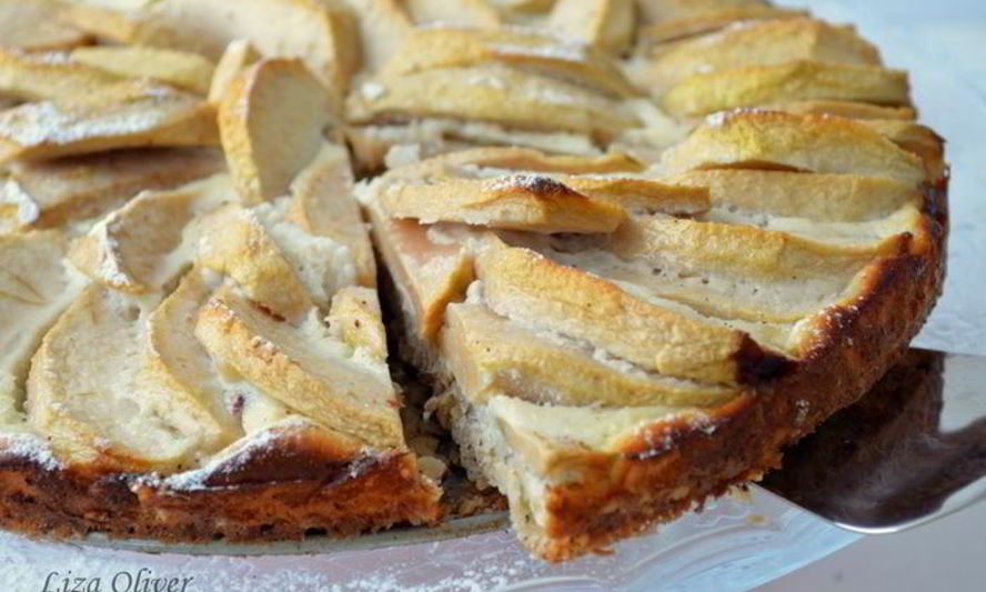 Рецепт диетического яблочного пирога с овсянкой и йогуртом