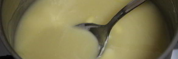 маковый пирог с ореховой глазурью