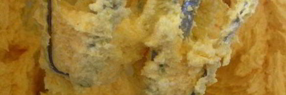 песочный пирог с абрикосовым вареньем