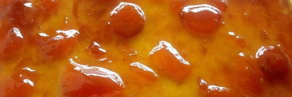 песочный пирог с абрикосовым вареньем