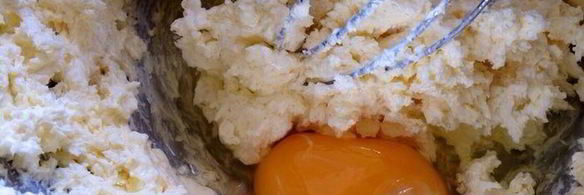 пирог с карамелизированными грушами