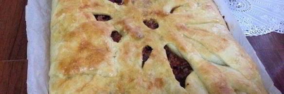 пирог с мясом и фасолью