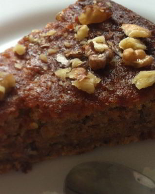 Пряный бананово-морковный пирог