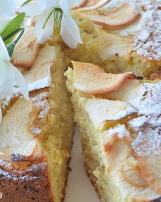 Пышный яблочно-творожный пирог