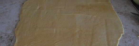 сдобный пирог с вишнями и маком