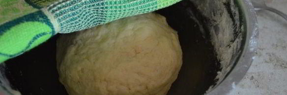 сдобный пирог с вишнями и маком