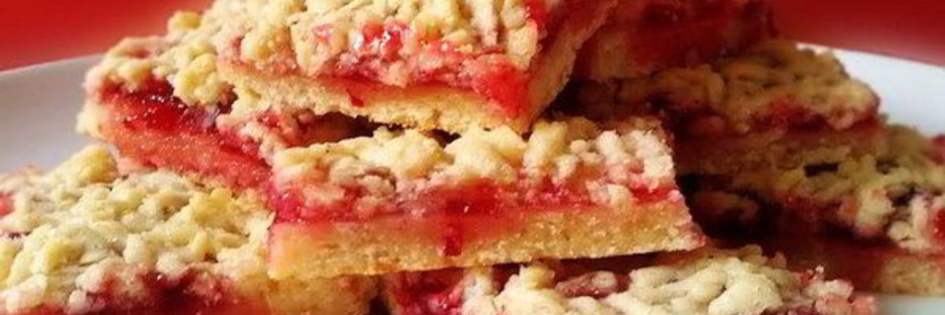 Тертый венский пирог с джемом