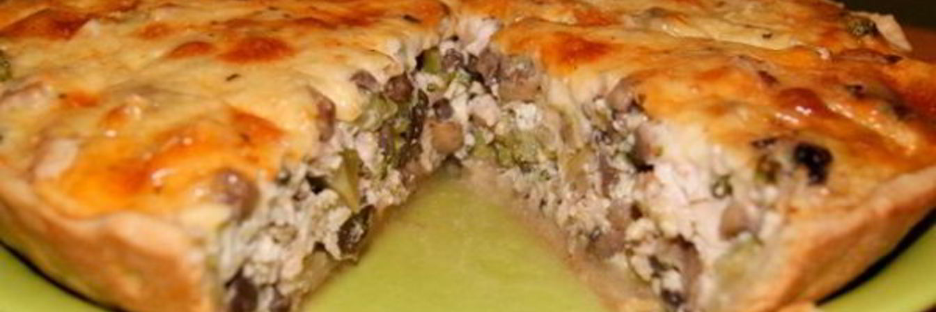 Вкусный пирог с куриной грудкой и шампиньонами