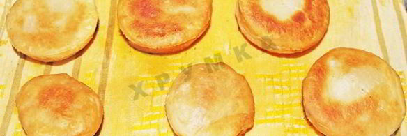 пирожки бомбочки с помидорами и сыром