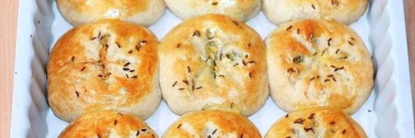 пирожки-булочки на кефире с оливками и зеленью