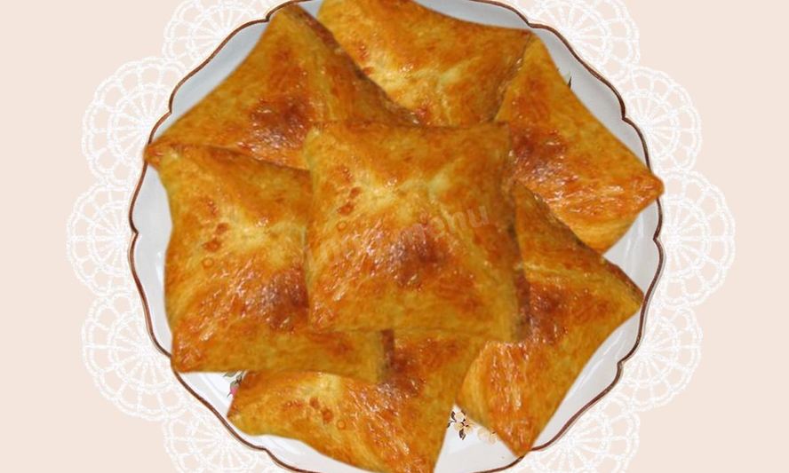 Рецепт пирожков из слоеного теста с замороженными ягодами