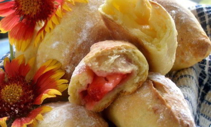 Рецепт пирожков из творожного теста с двумя видами начинок