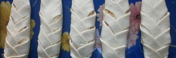 пирожки косичка с горохом