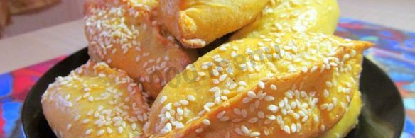 пирожки с брынзой и зеленью закусочные в духовке