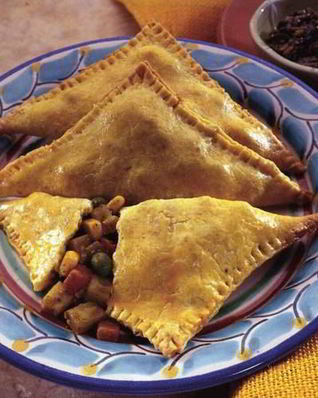 Пирожки с картофелем и овощами карри