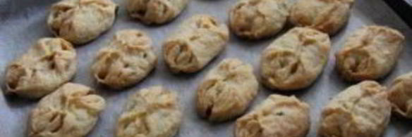 пирожки с колбасой