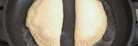 пирожки с курицей и сыром