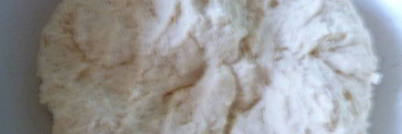 пирожки с вкусом пиццы из ленивого дрожжевого теста