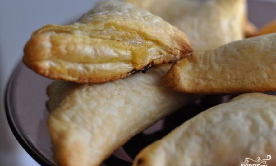 Рецепт слоеных пирожков с капустой