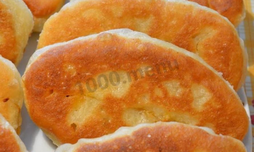 Рецепт воздушных пирожков на кефире с яйцом