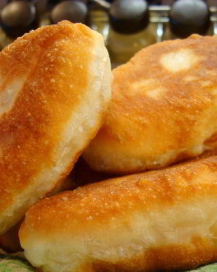 Жареные пирожки с курицей
