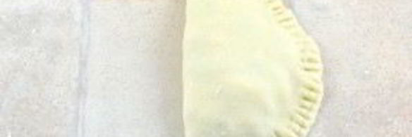 жареные пирожки с курицей