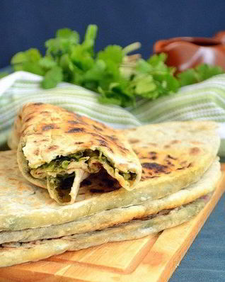 Жареные пирожки с зеленью