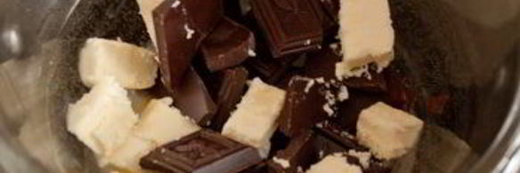 брауни со сливочным сыром и малиной