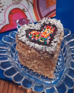 Мини-пирожное Валентинка