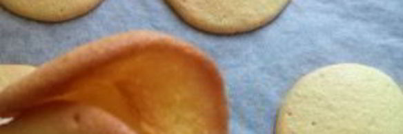 пирожные лепестки с кремом