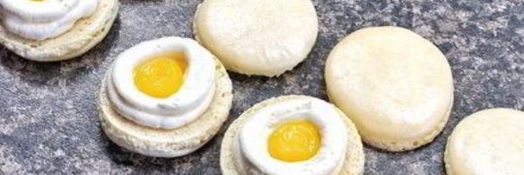 пирожные макароны на французской меренге