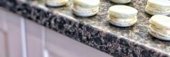 пирожные макароны на французской меренге