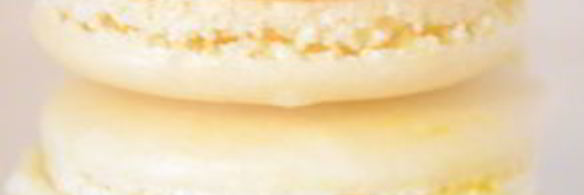 пирожные макароны на французской меренге