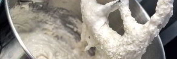 пирожные макароны на французской меренге